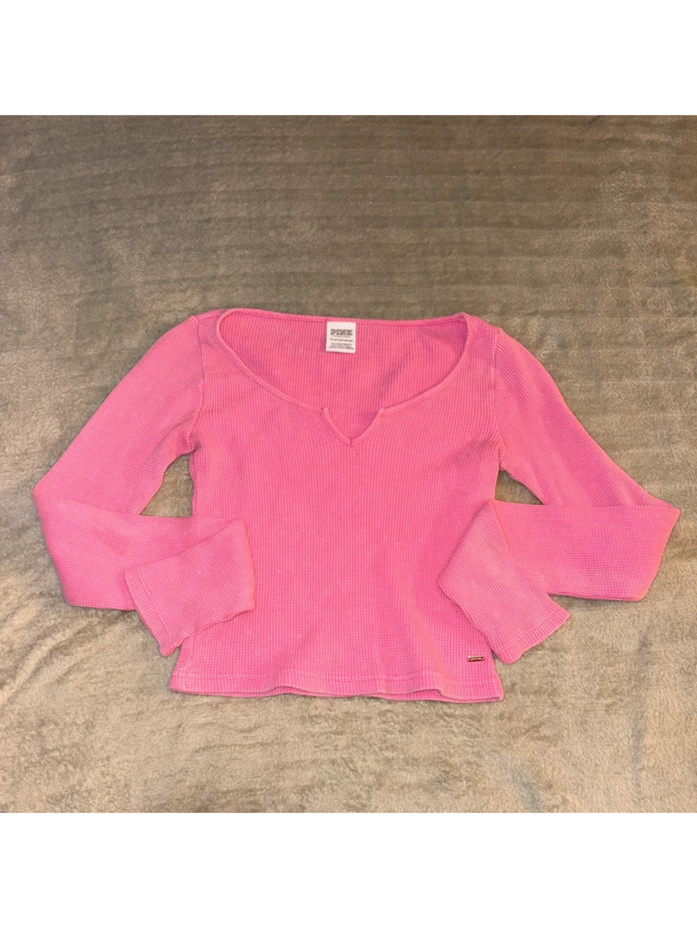 Victoria’s Secret pink long sleeve V-neck crop thermal